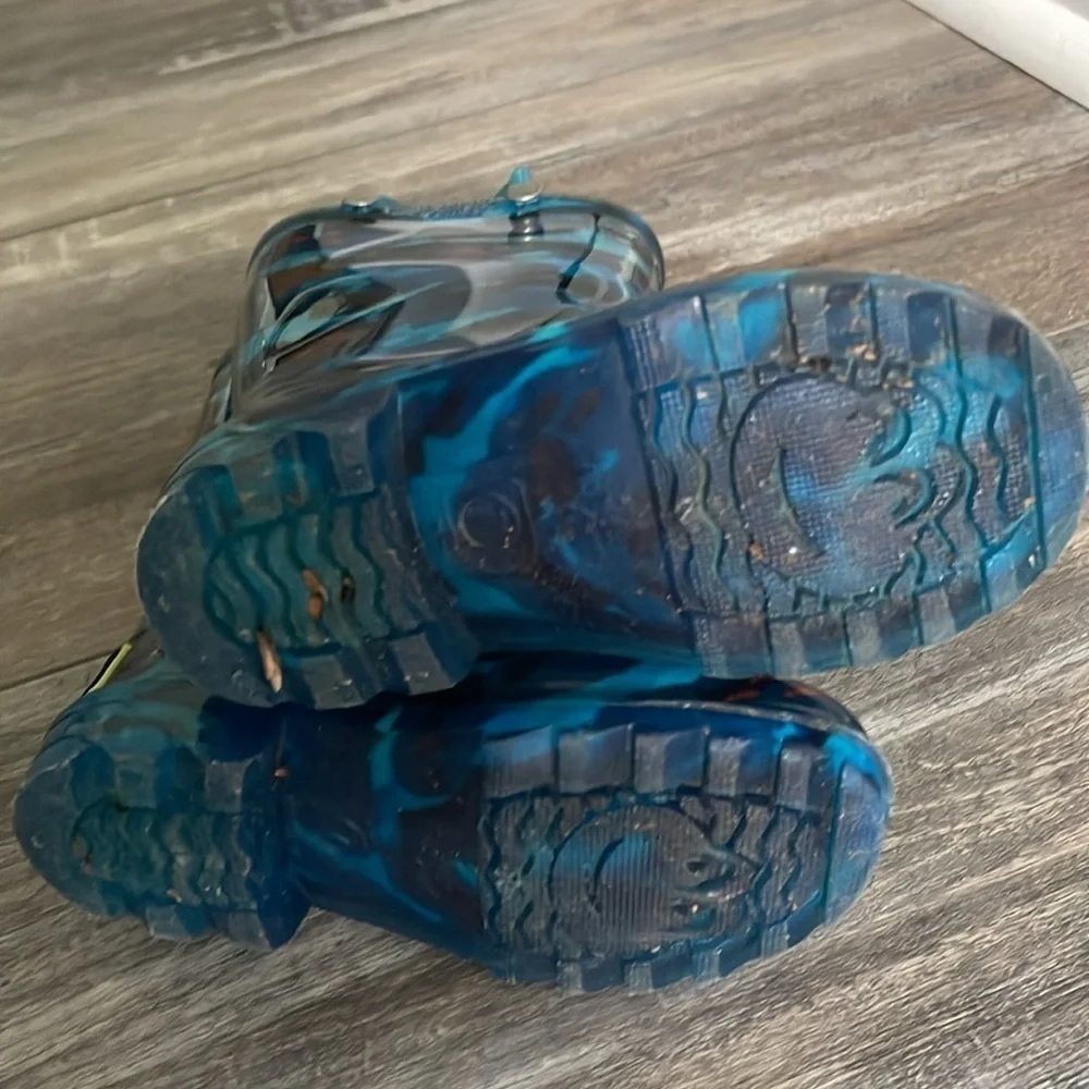 Western Chief light up