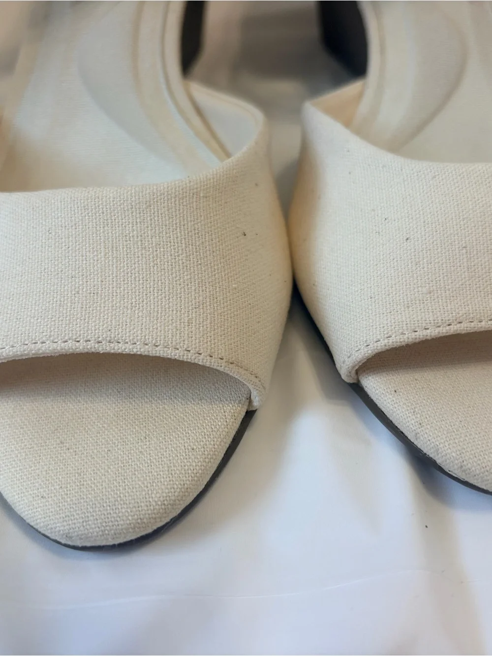 Anne Klein elegant open