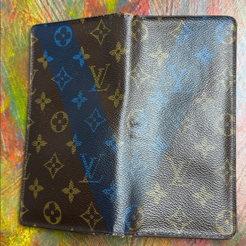 Louis Vuitton lv wallet