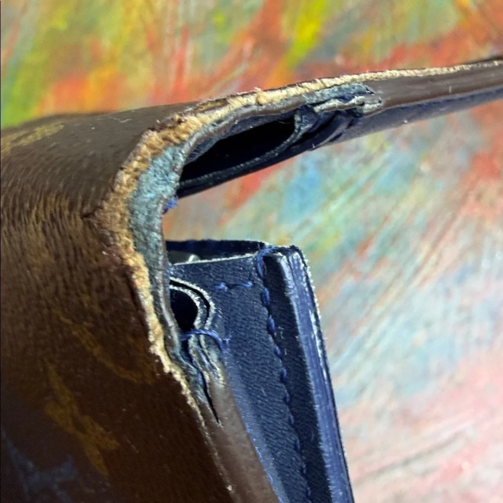 Louis Vuitton lv wallet