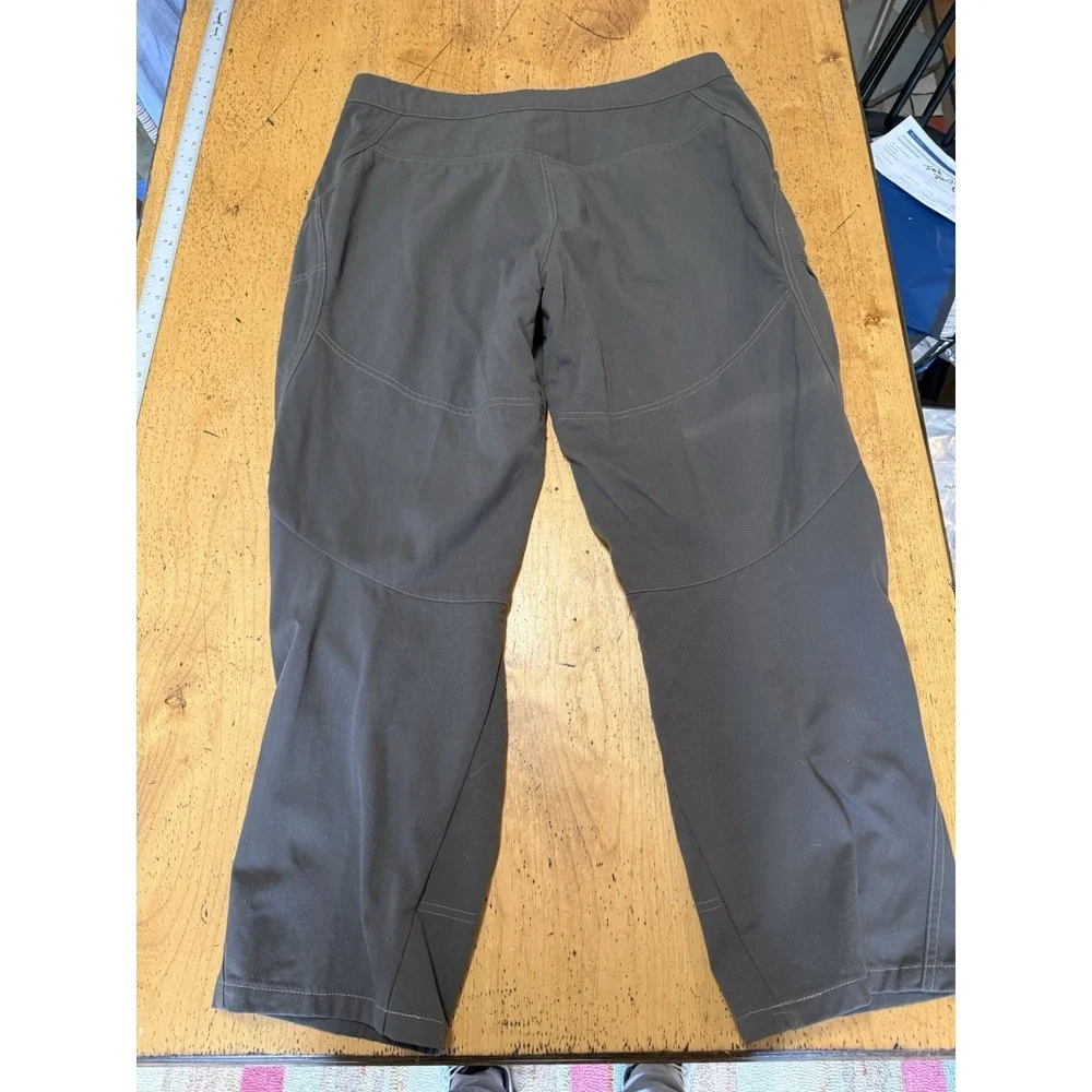 Mountain Hardwear smoke free