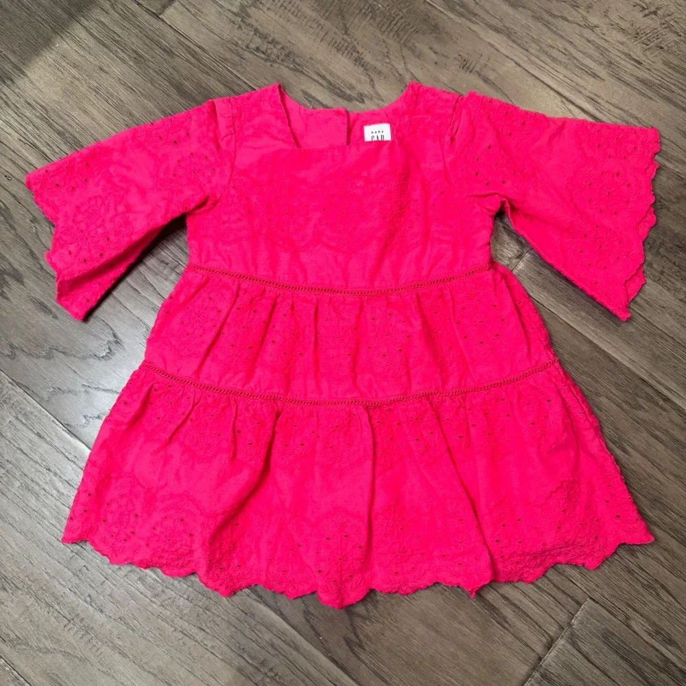 Baby Gap Eyelet Dress Tiered Ruffle Sleeve Hot Pink Party Casual NWOT‎