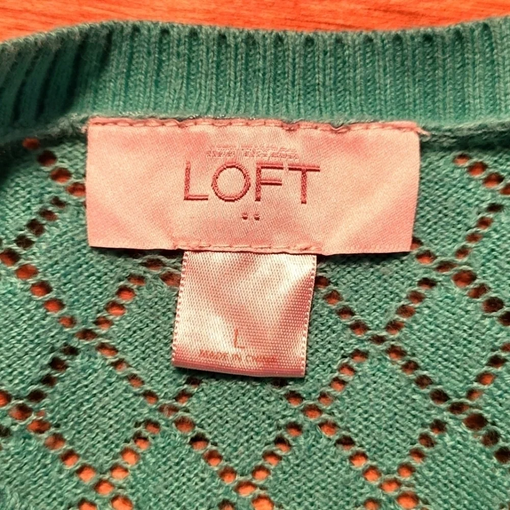 Loft Fine Knit Scoop Next Botton Down Cardigan
