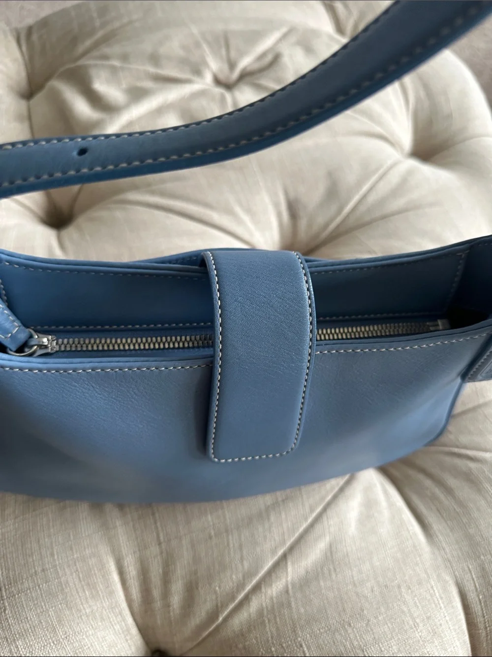 COACH Blue Leather Shoulder Bag with Silver Hardware