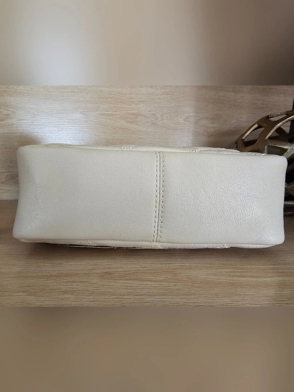 Tory Burch willa shoulder bag .