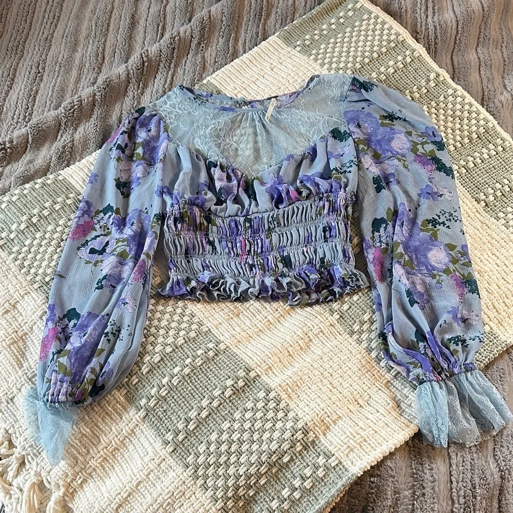 Free people women’s cropped long sleeve