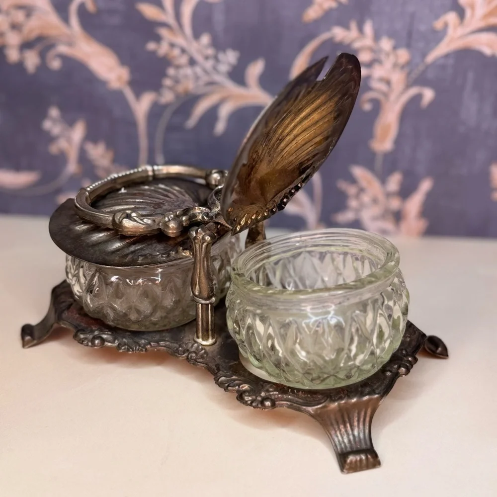 Antique documentation making