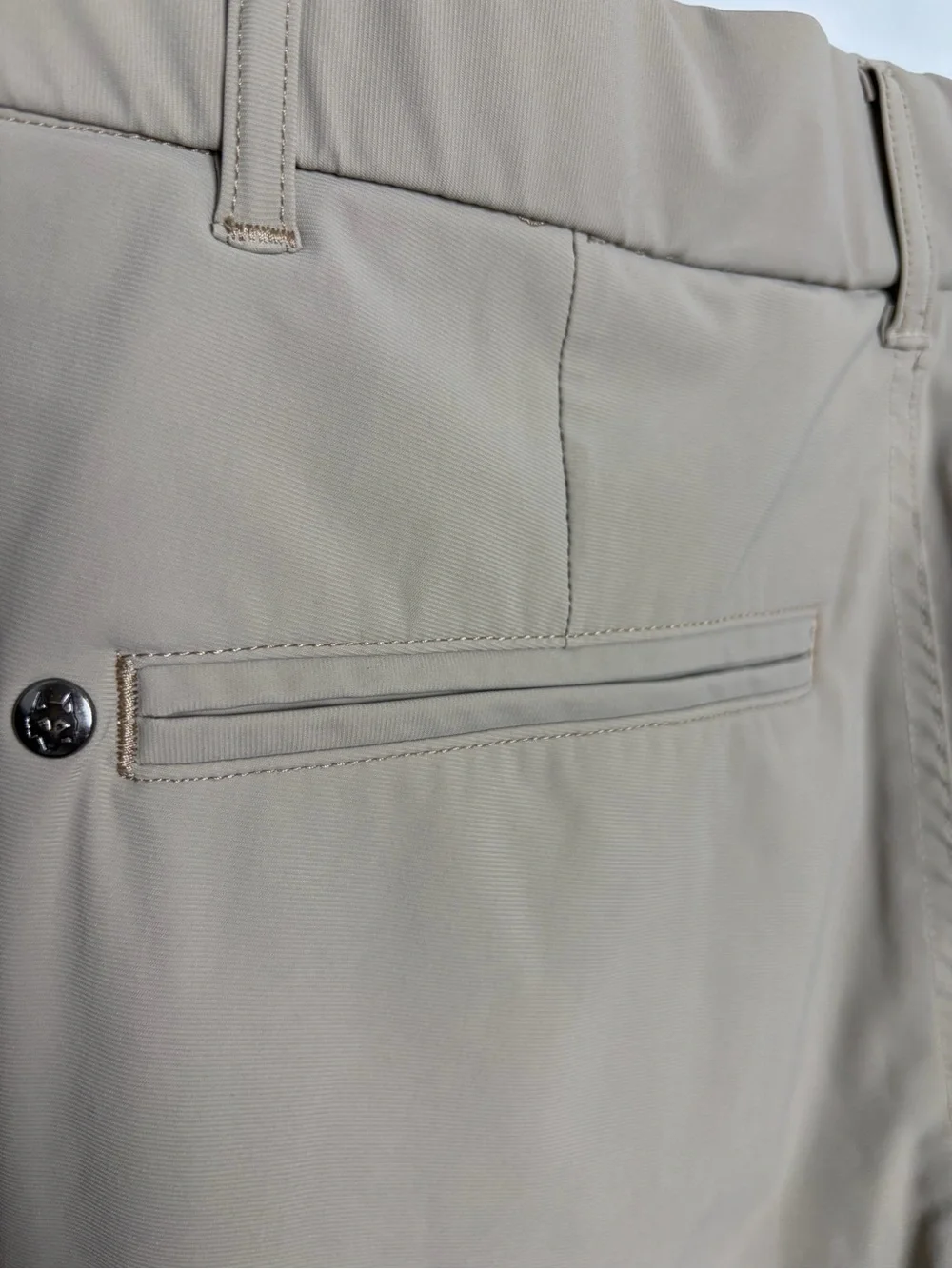 Greyson chino shorts