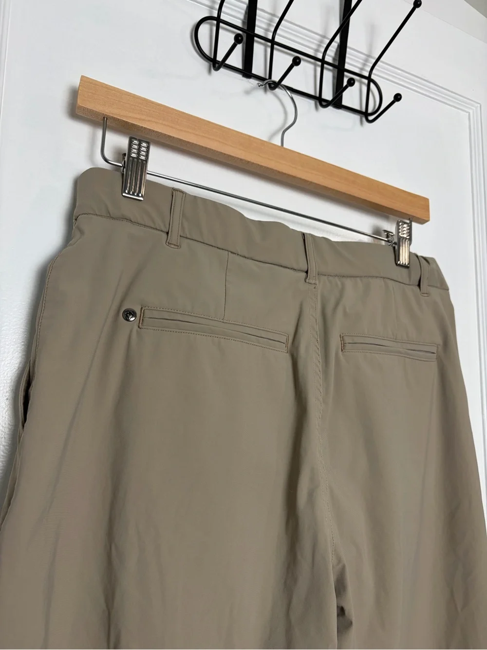 Greyson chino shorts