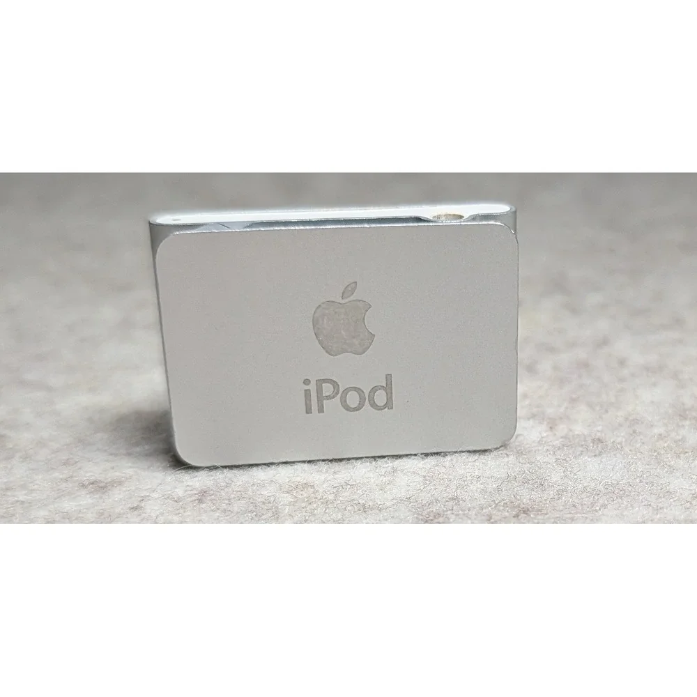 Apple iPod Shuffle 2nd Generation Silver A1204 MP3 Player Untested