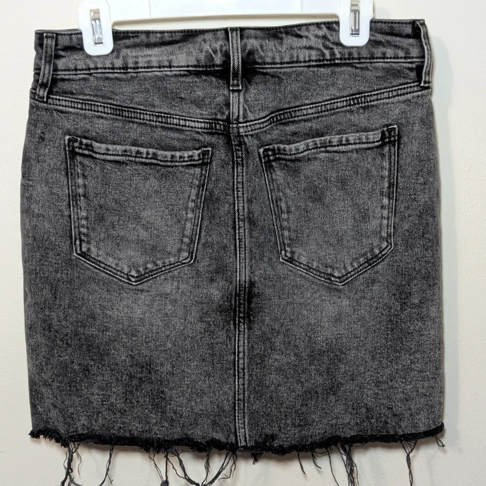 Old Navy size goth from