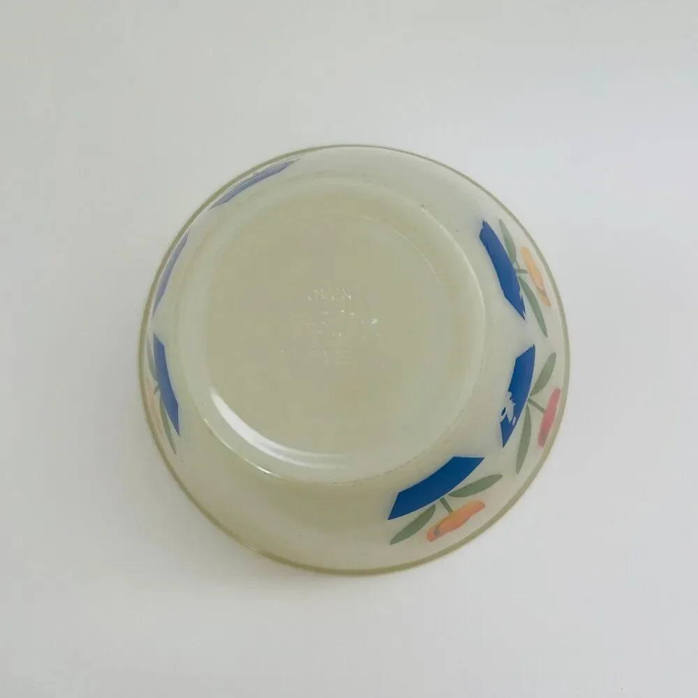 Fire King shows paint