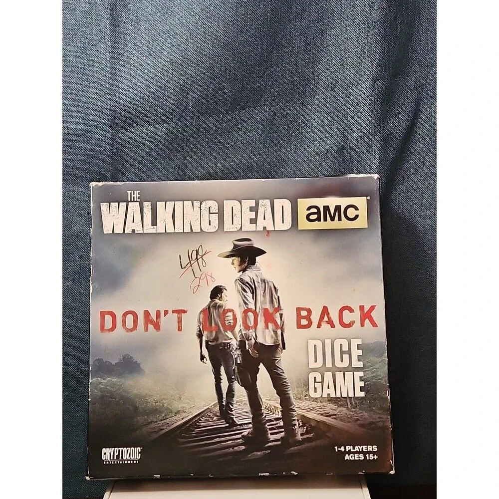 The Walking Dead: Don't Look Back Dice Game | AMC Cryptozoic | Rick Daryl