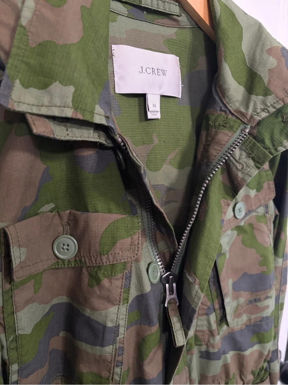 Like new size XS J. Crew Green Camouflage Utility Jacket.Pockets, hood, vintage