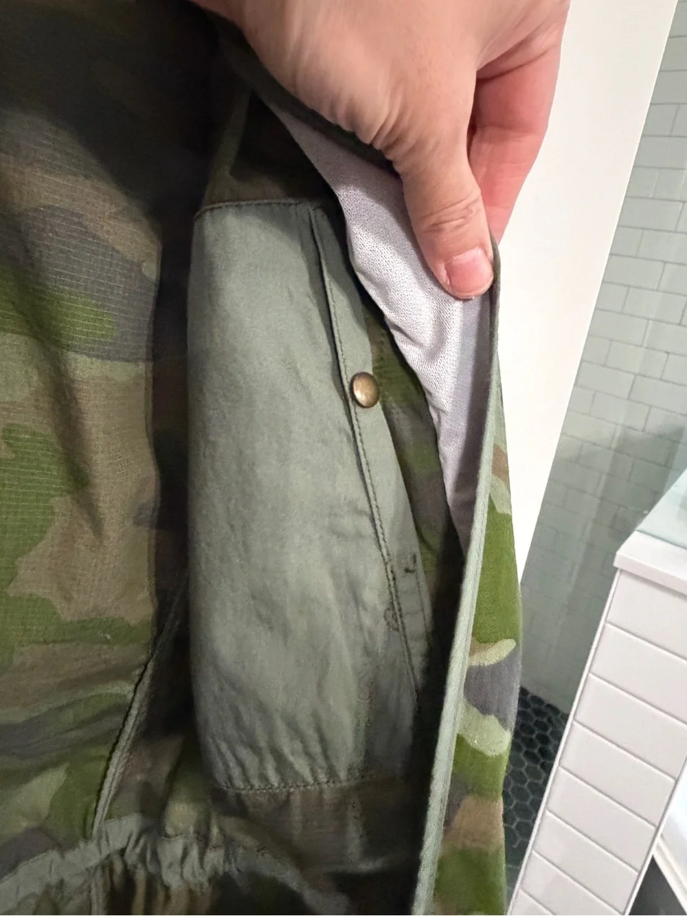 Like new size XS J. Crew Green Camouflage Utility Jacket.Pockets, hood, vintage