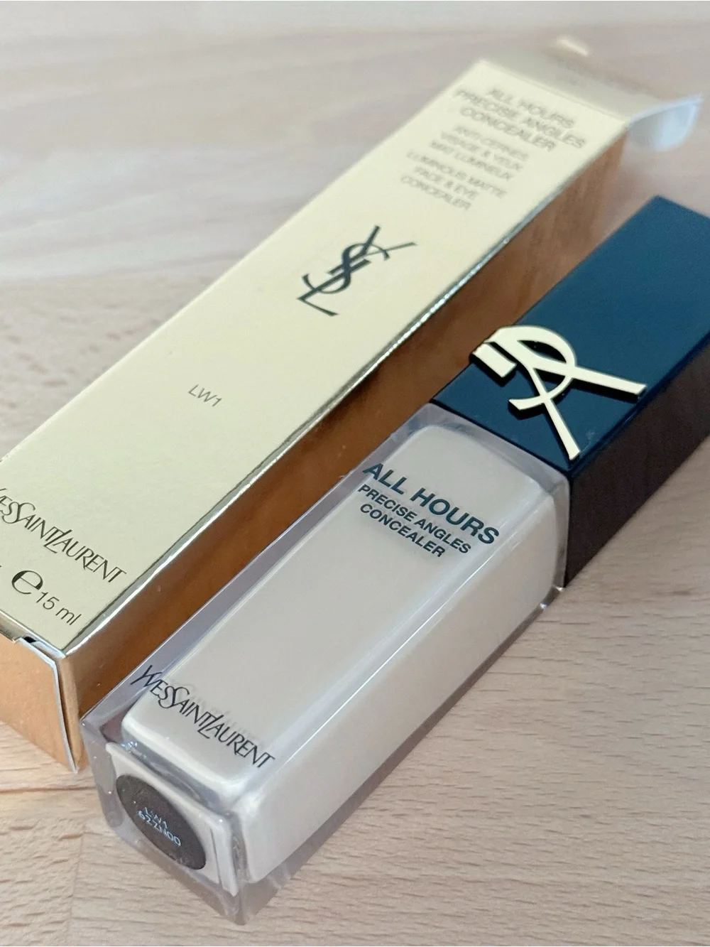 Yves Saint Laurent item ysl