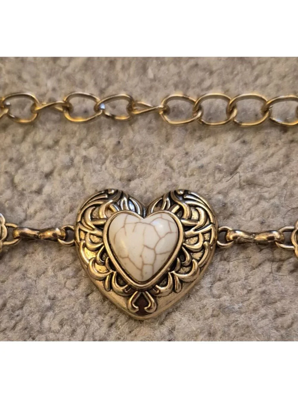 Torrid Antique Gold Tone Heart Chain Belt size 3/4x NWOT