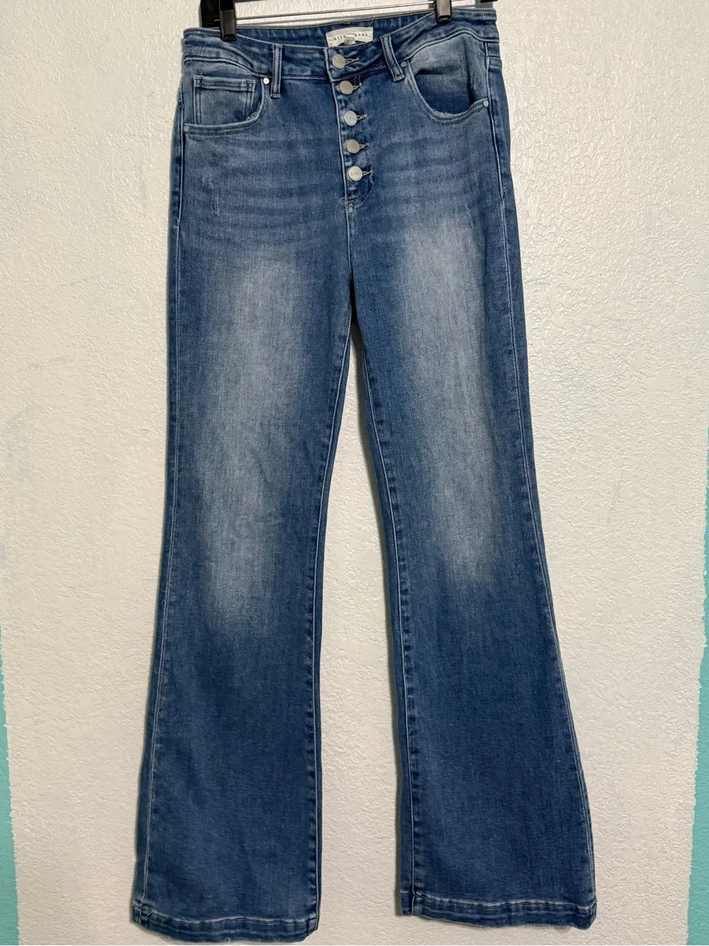 Risen Jeans elevate your