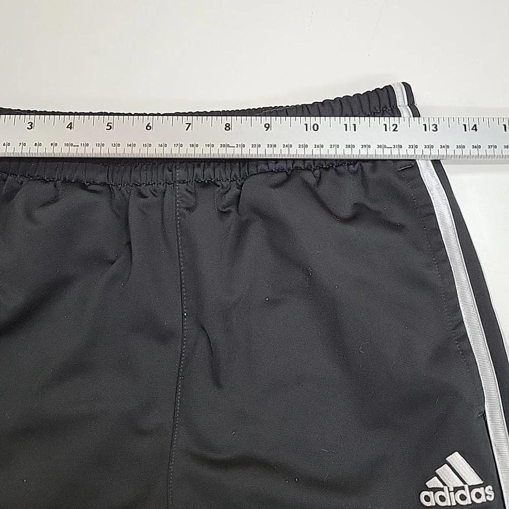 adidas tag size