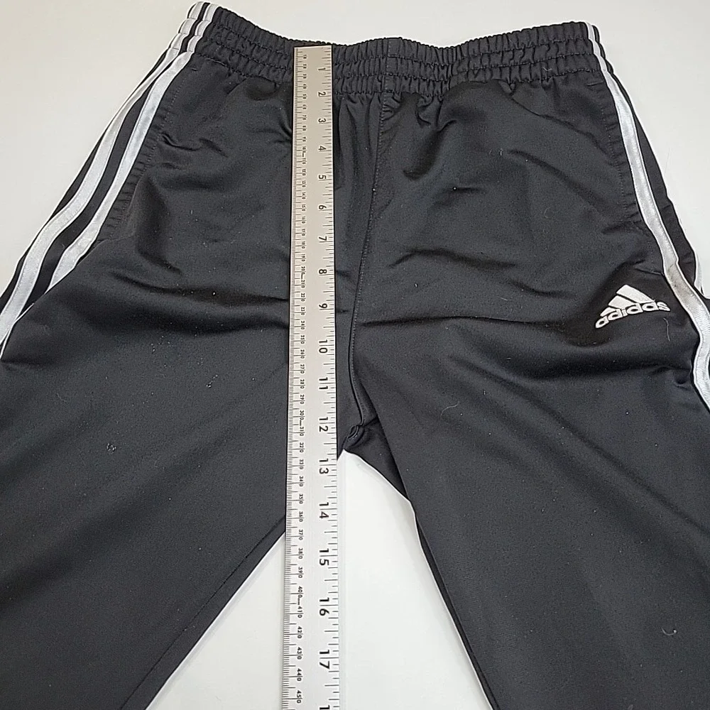 adidas tag size