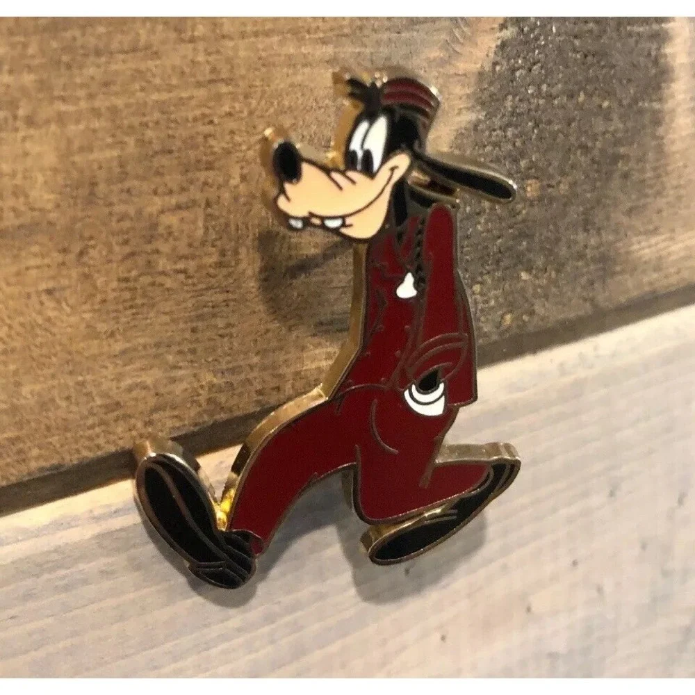 Disney Pin disney characters