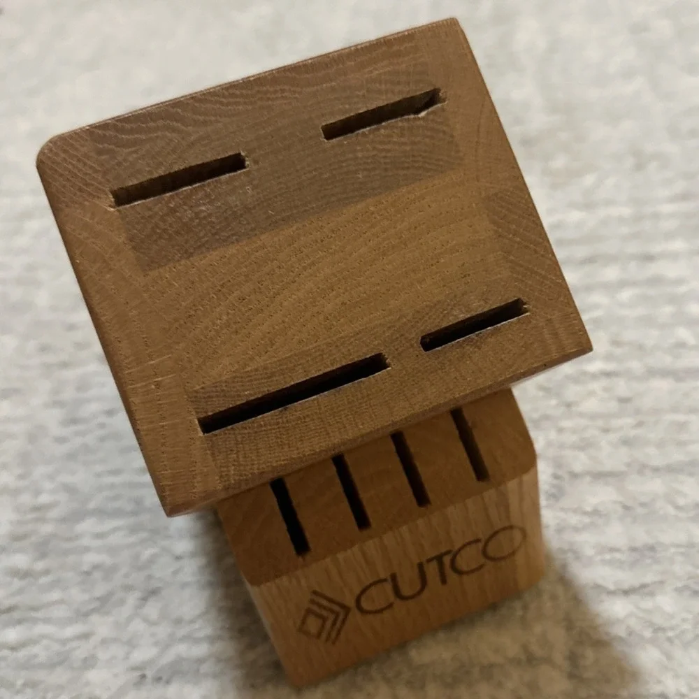 Cutco slot solid