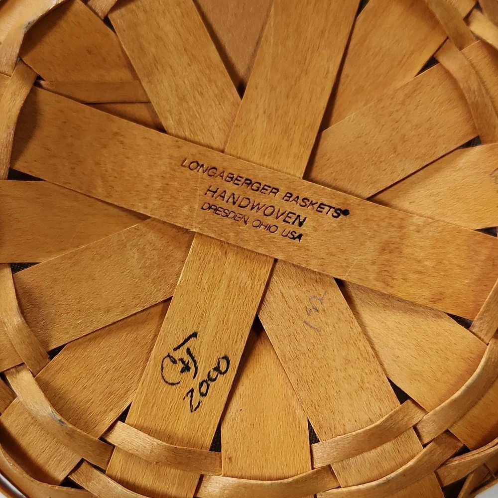 Longaberger 2000 button