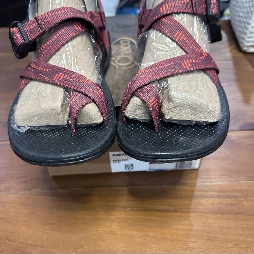 Chaco new box