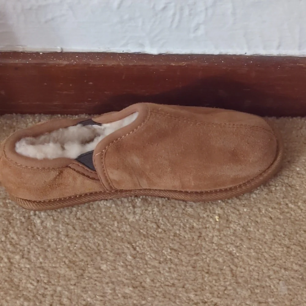 UGG scuff romeo