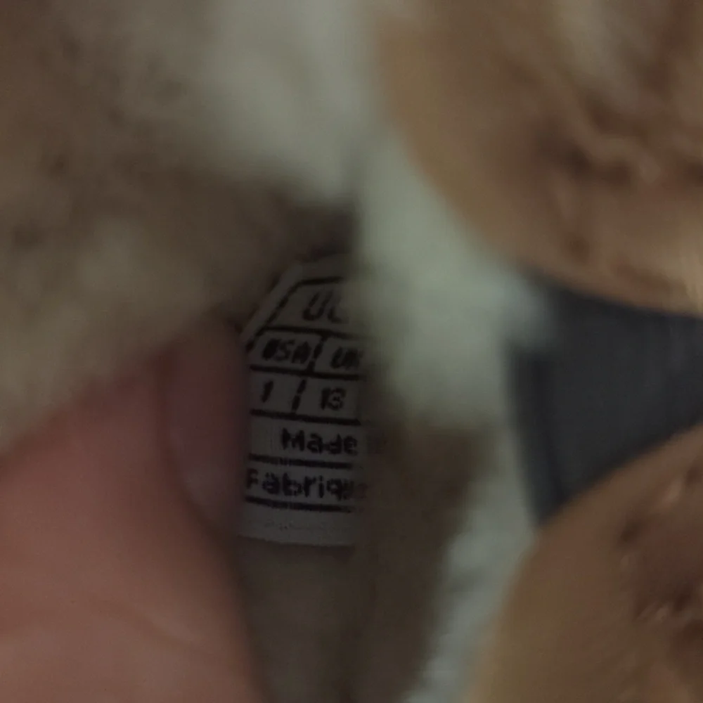 UGG scuff romeo