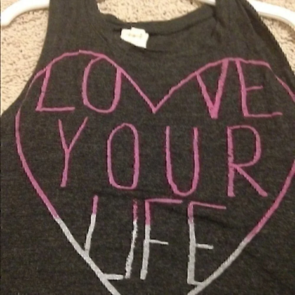 Love your life size small 7/8 tank crop top