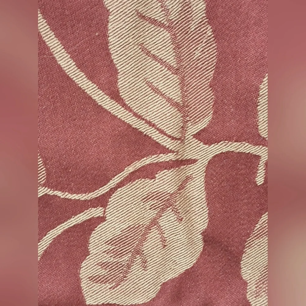 Table Runner