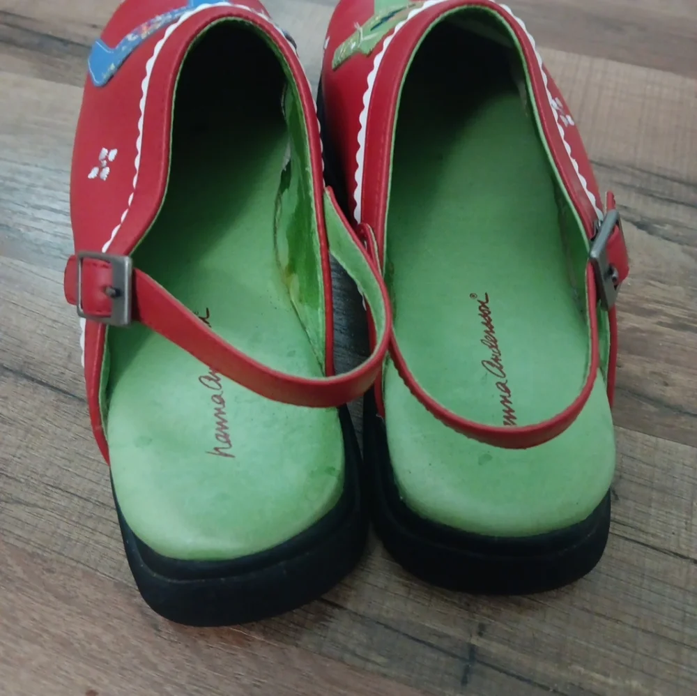 Hanna Andersson vibrant red