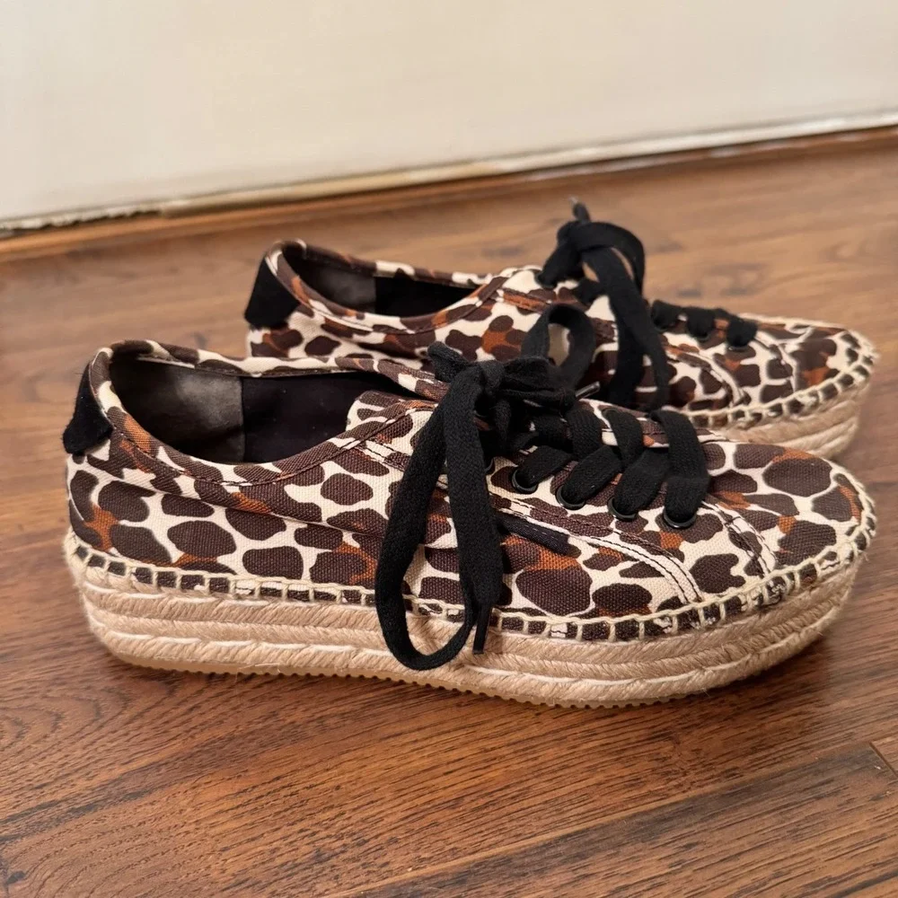 Tory Burch sophistication print