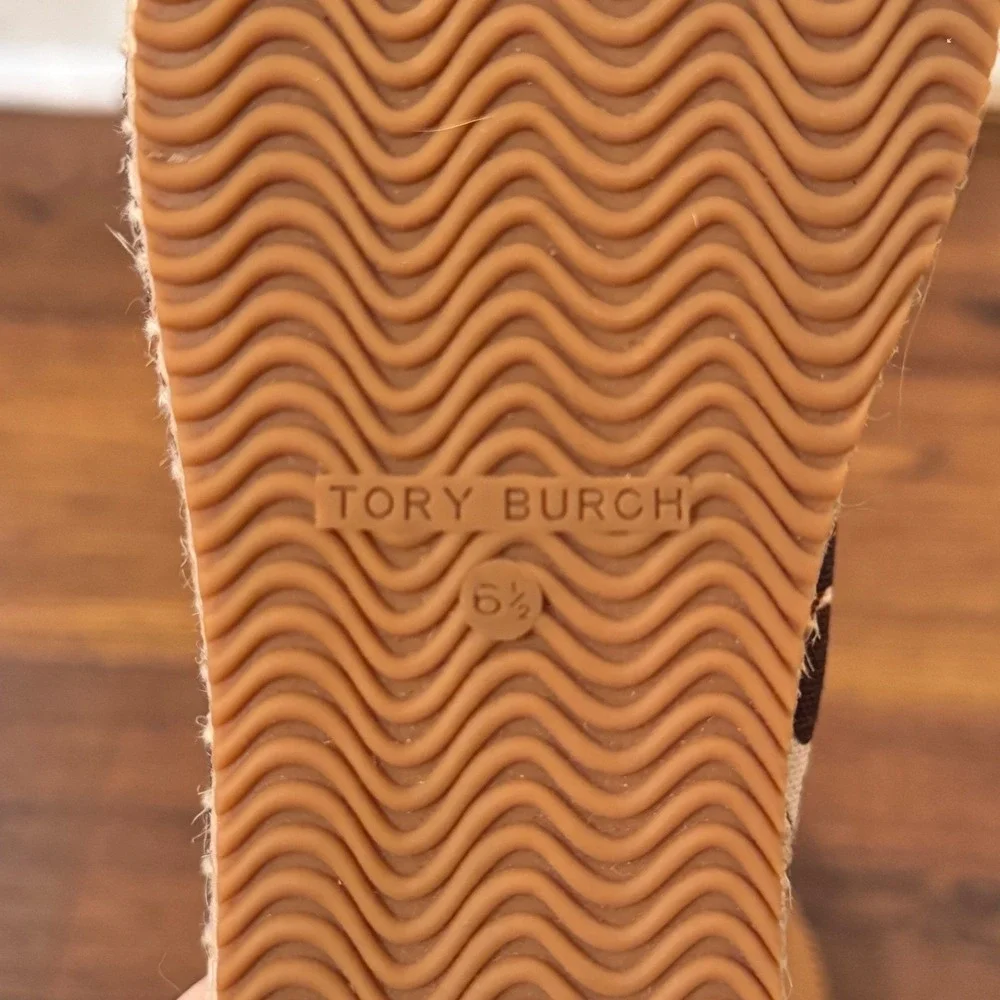 Tory Burch authentic wrapped comfort