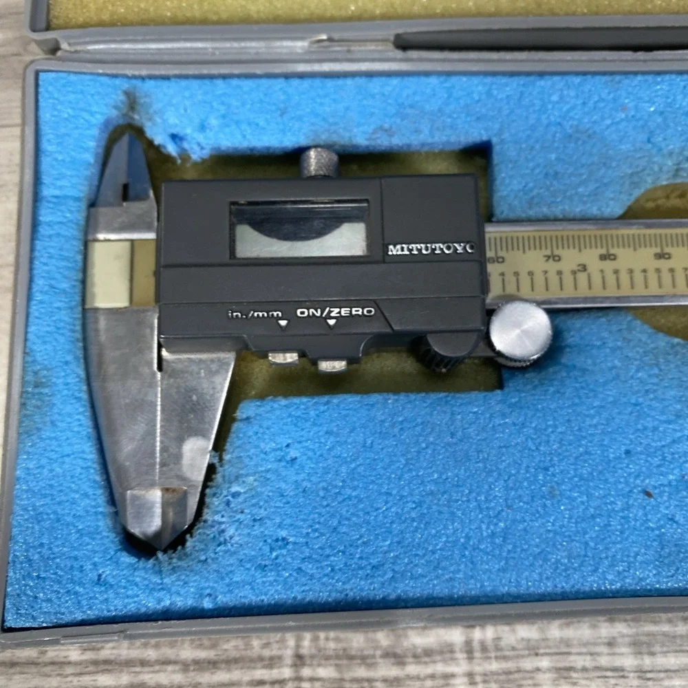 Mitutoyo details dead