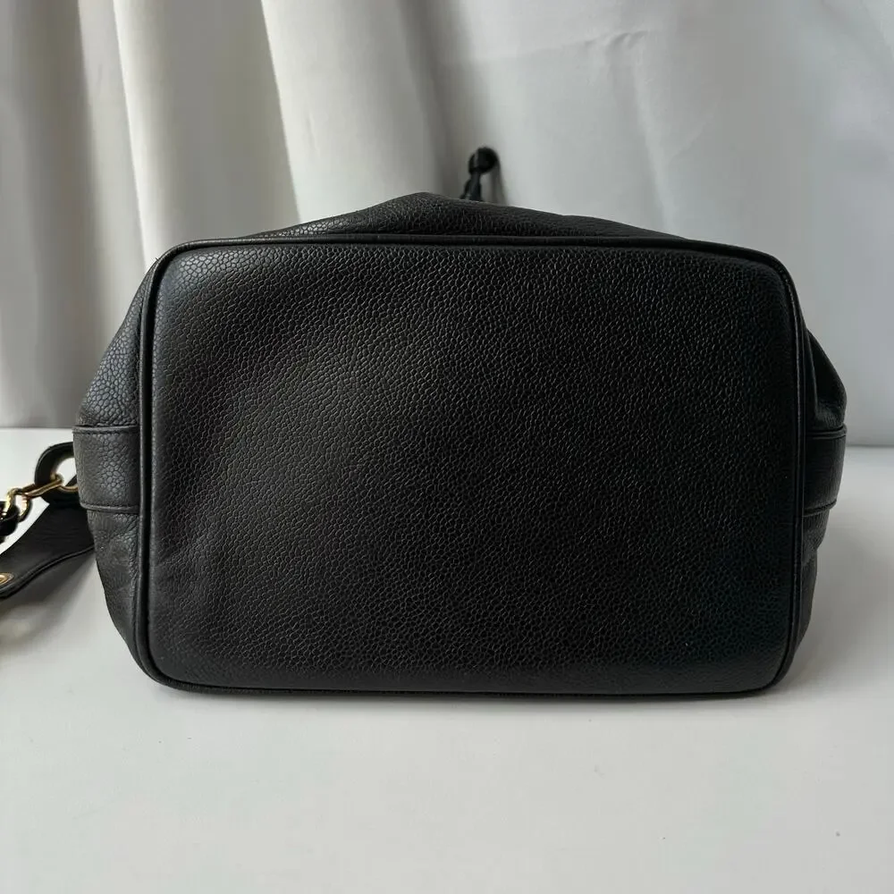 CHANEL embossing rubbing attaches