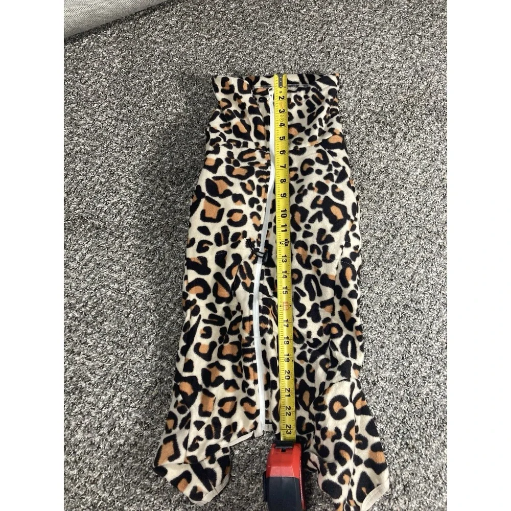 The Unbranded Brand warm fleece