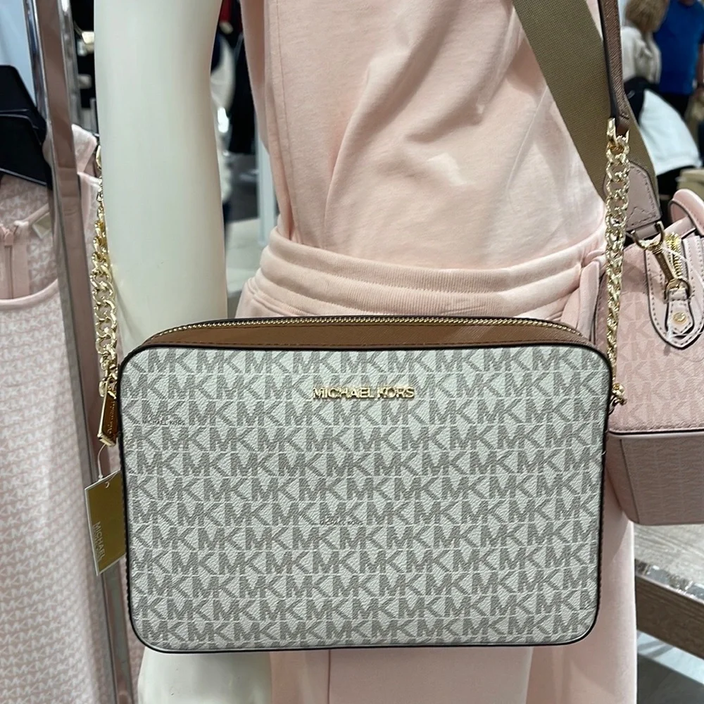 Michael Kors signature bag