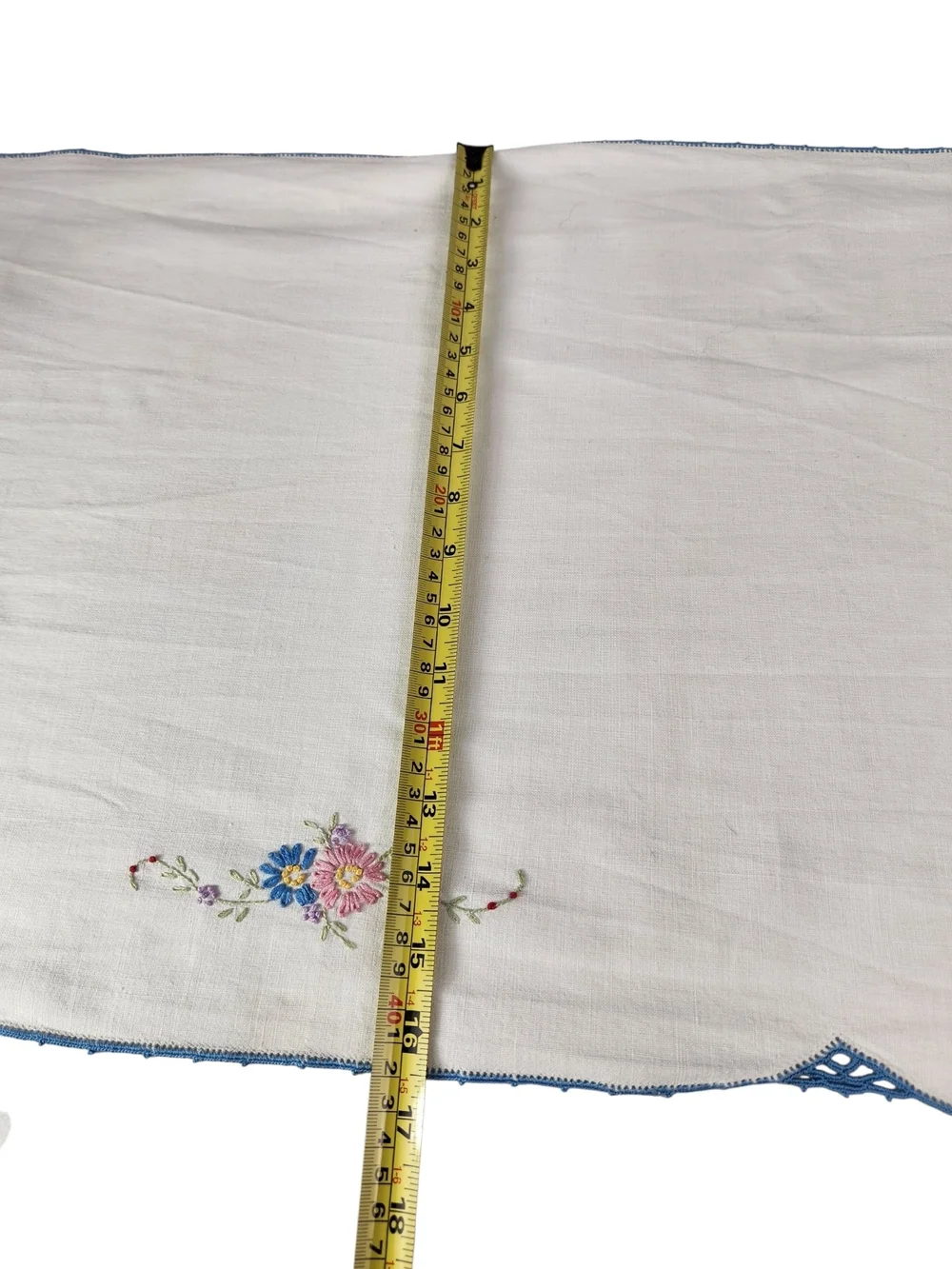 Vintage Hand Embroidered Linen Table Runner Dresser Scalloped Edge Blue Pink