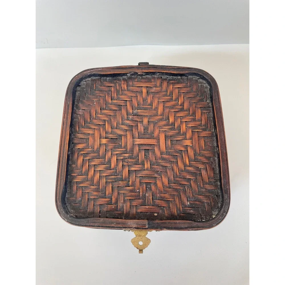 Unbranded vintage chinese