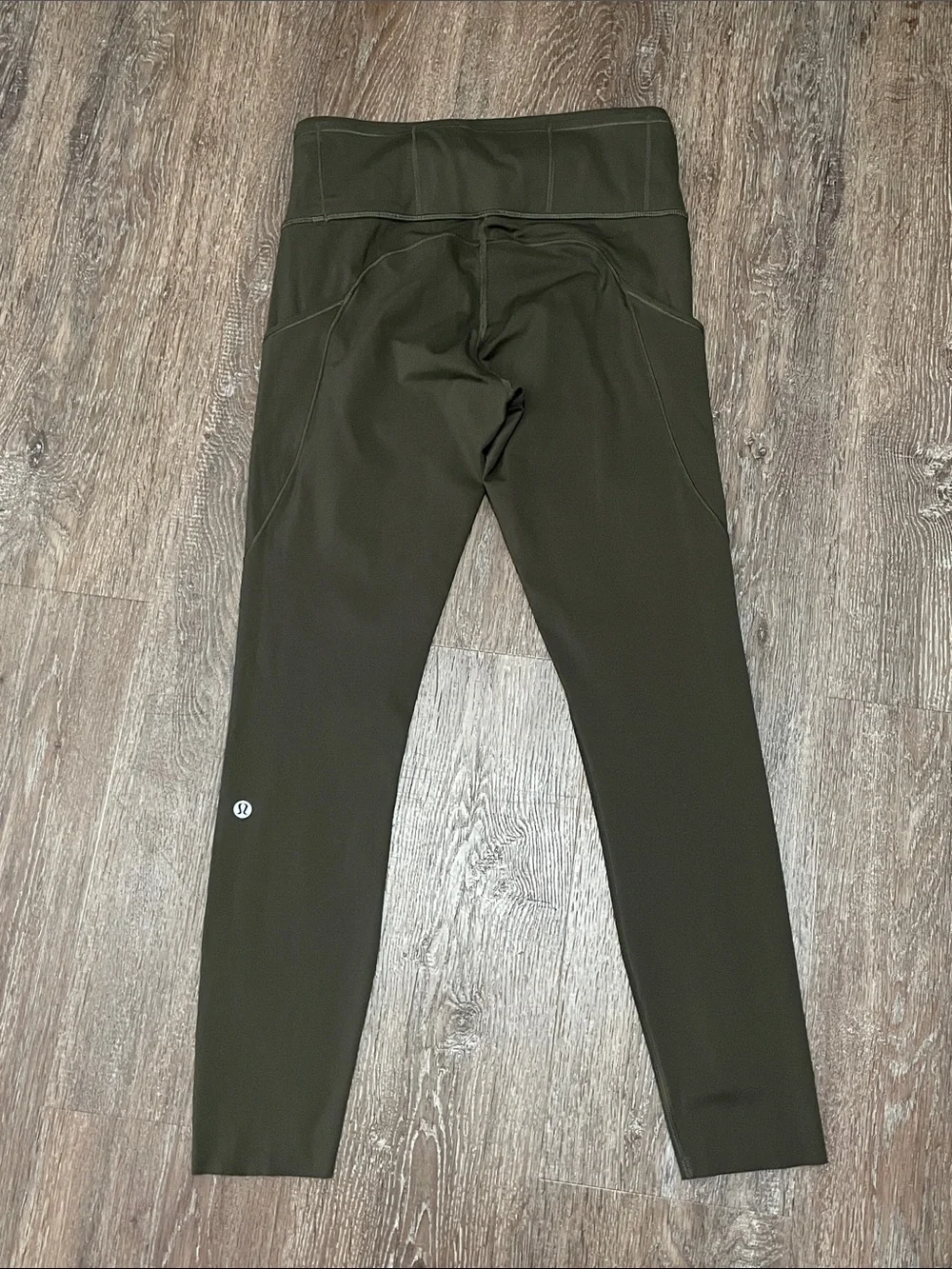 GUC Lululemon Matching Dark Olive Set. Size 6