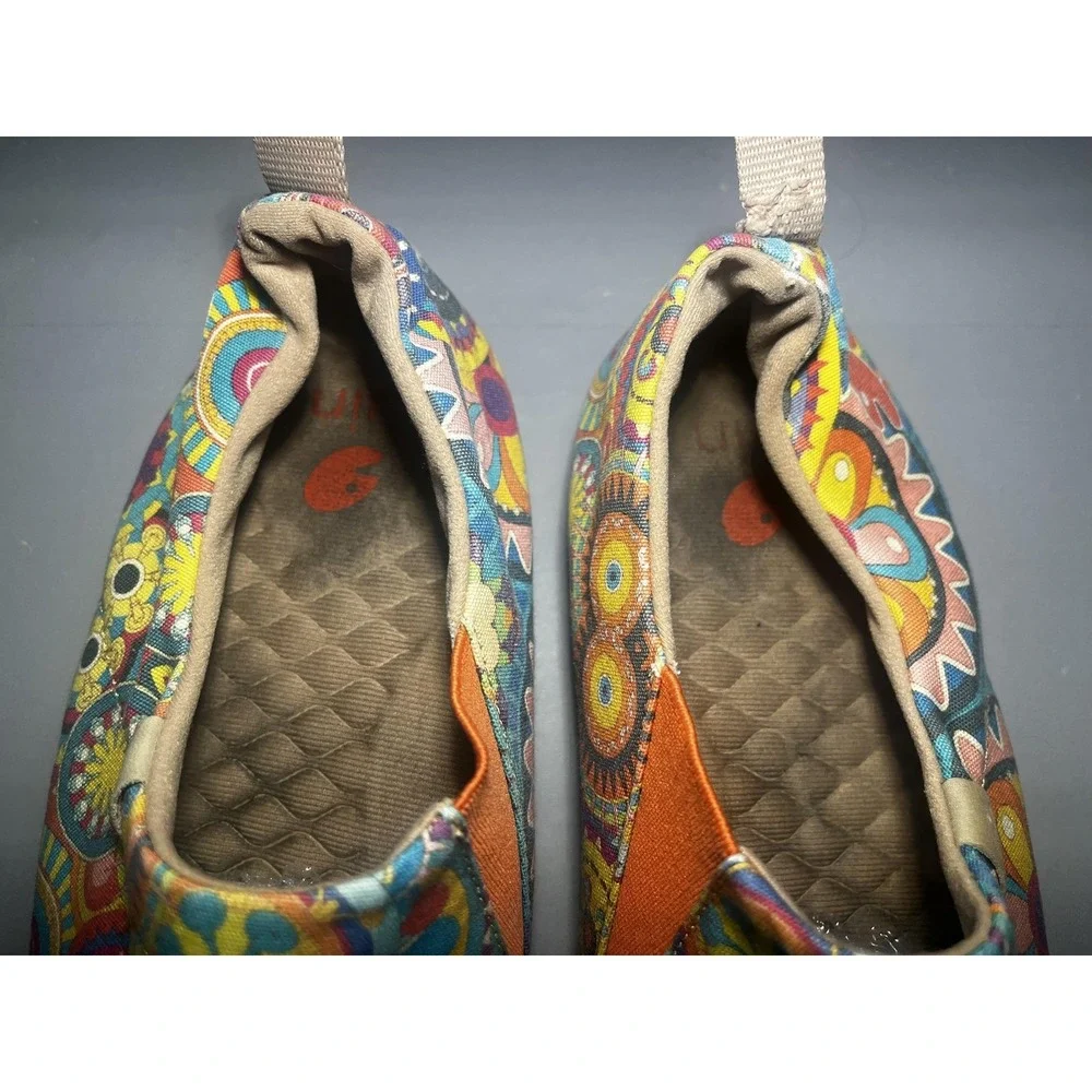 UIN Toledo Shoes Womens Size 10.5 EU 42.5 Art Print Slip On‎ Walking Comfort