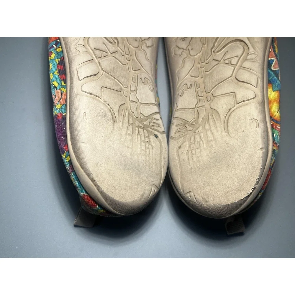 UIN Toledo Shoes Womens Size 10.5 EU 42.5 Art Print Slip On‎ Walking Comfort