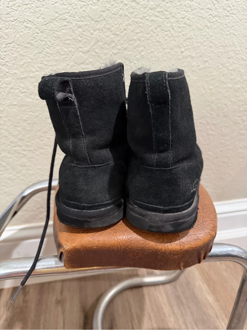 UGG classic chukka