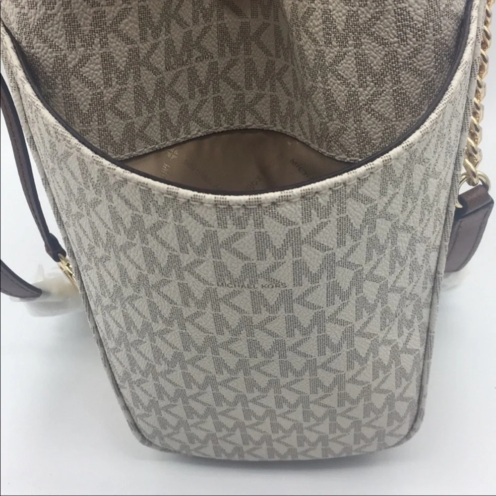 MICHAEL KORS LG CHAIN SHOULDER TOTE VANILLA