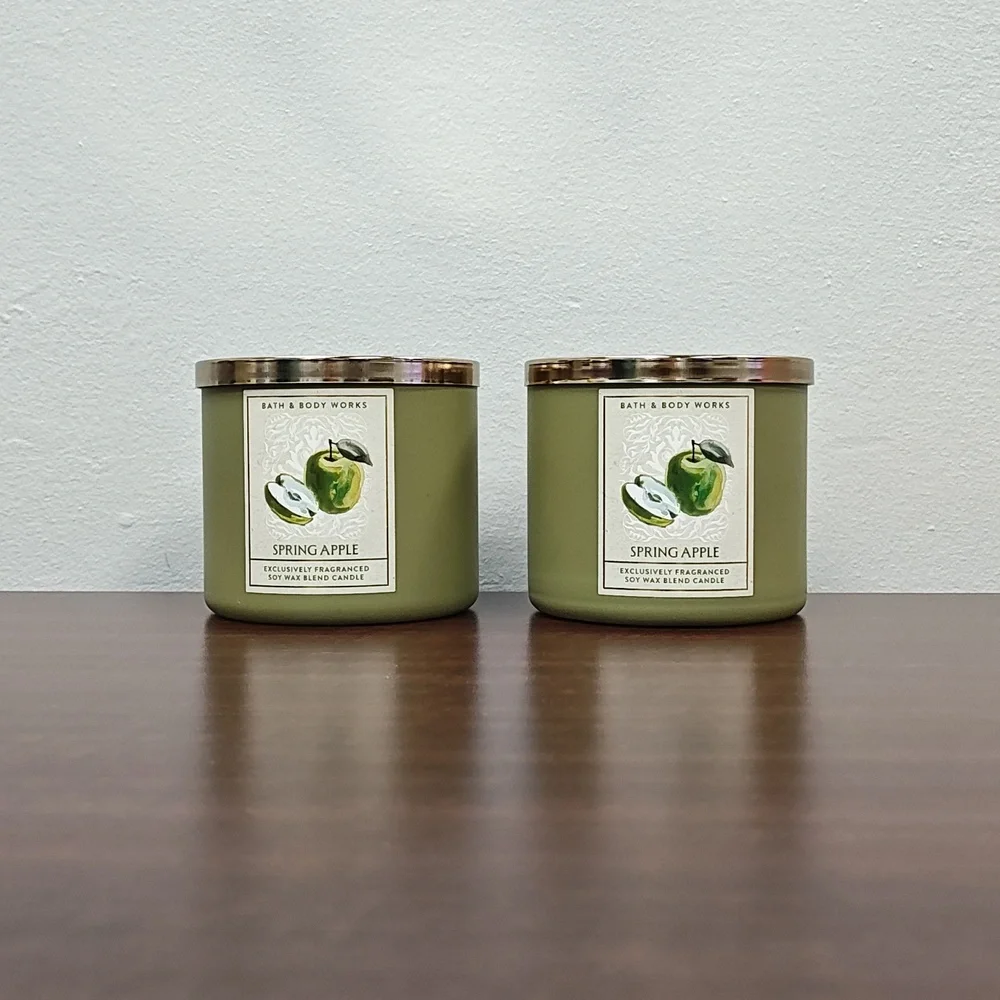 Bath & Body Works White Barn 