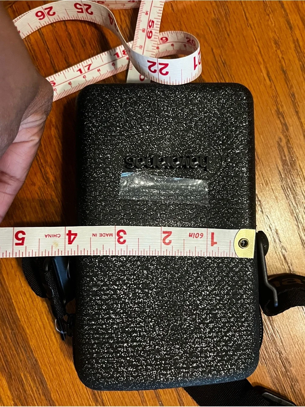 Havaianas compact crossbody