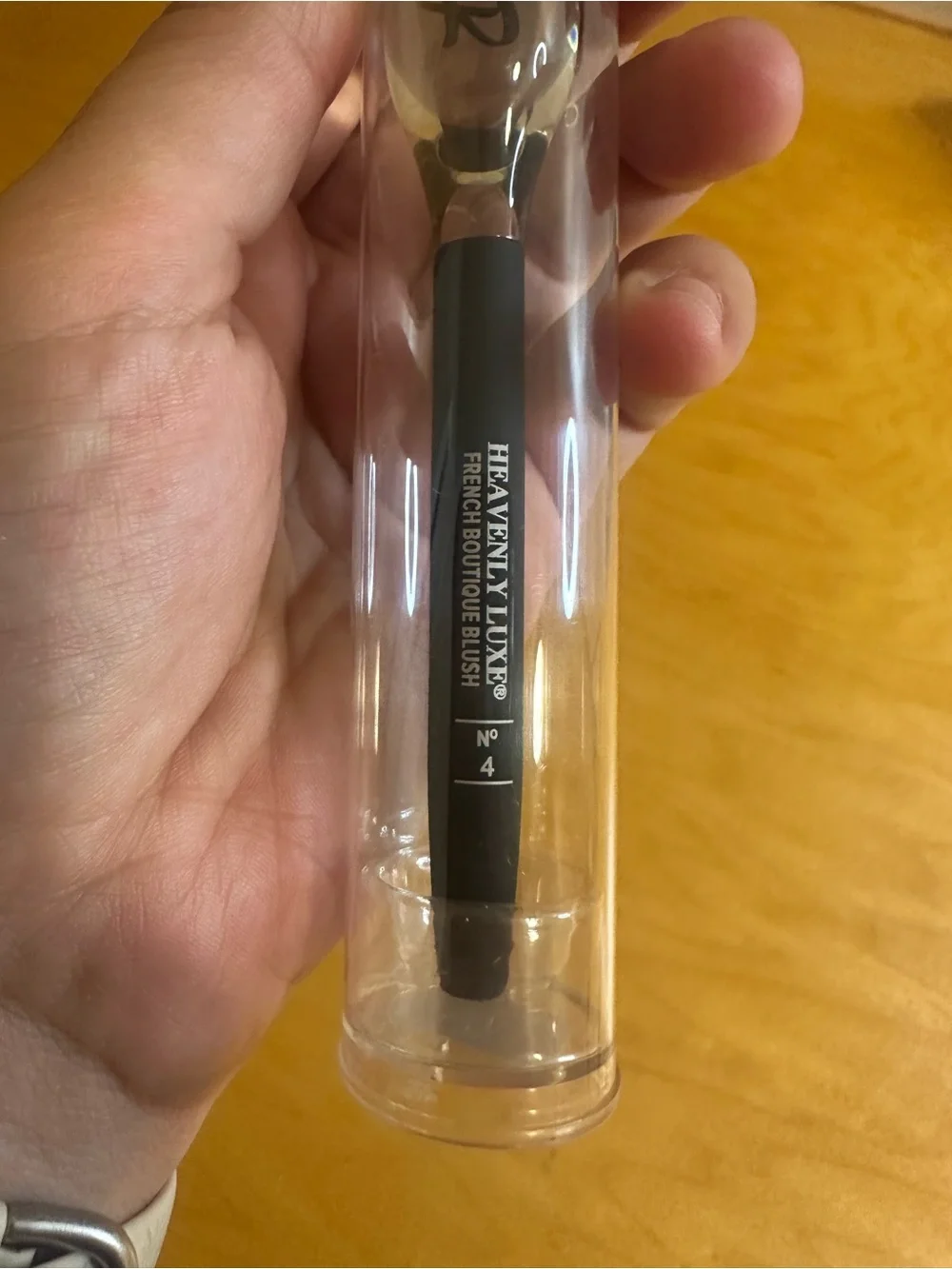 IT Cosmetics HEAVENLY LUXE™ FRENCH BOUTIQUE BLUSH BRUSH #4 New