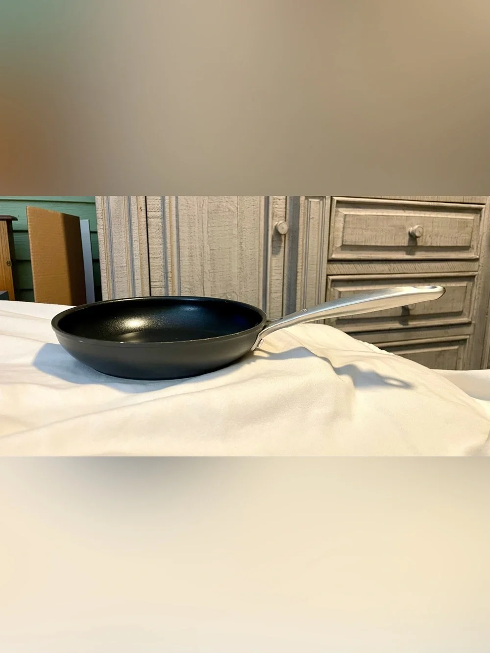 OXO Steel Non-Stick Frying Pan - 8” - #3228 - Black/Silver - Dishwasher Safe